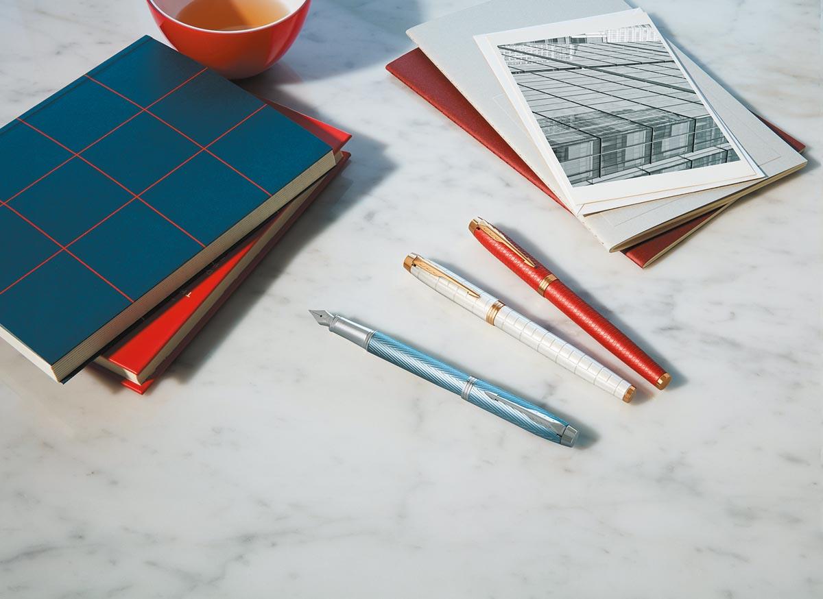 Parker IM Premium balpen, medium, in giftbox, Deep red (rood/goud)